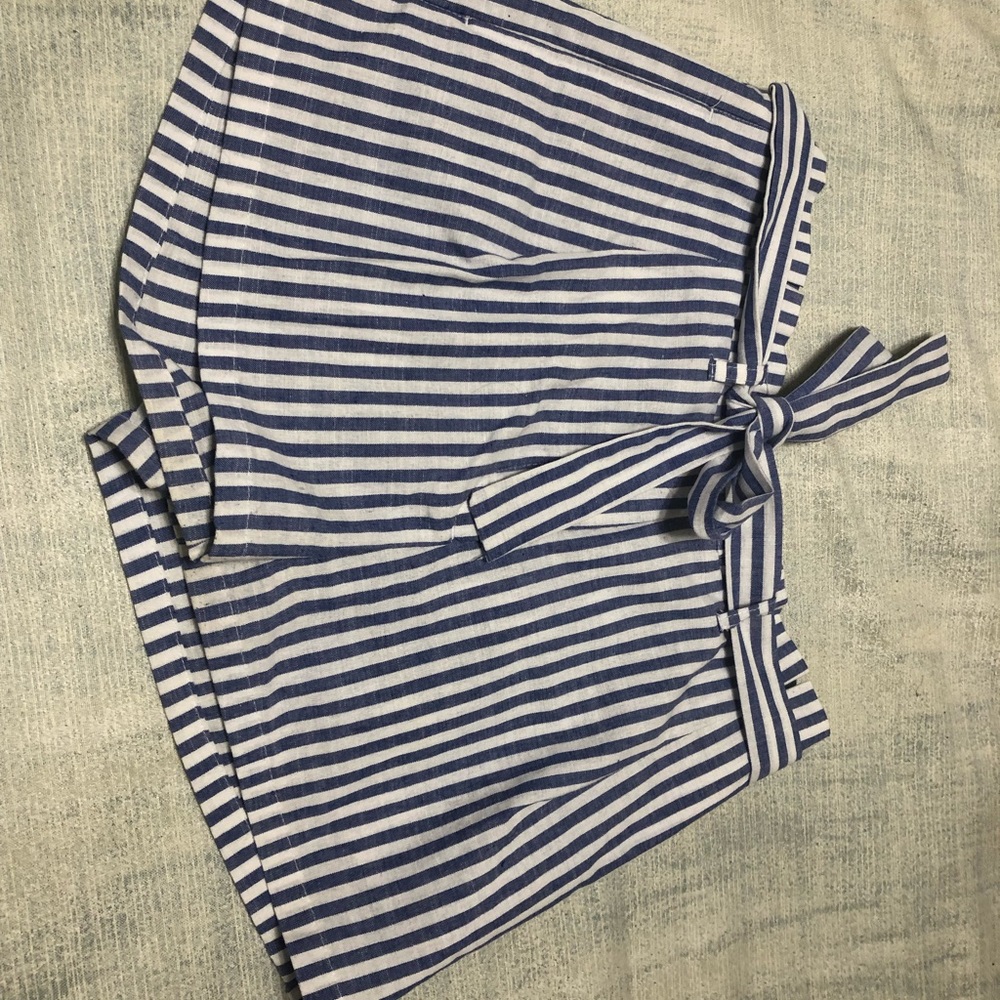 Womens peplum shorts